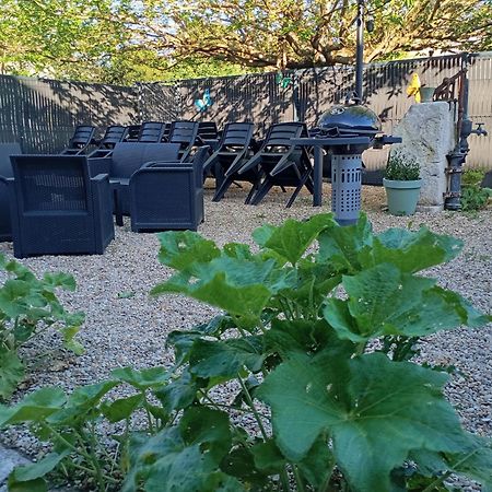 L'Entre Deux Vignes Acomodação com café da manhã Brizambourg Exterior foto